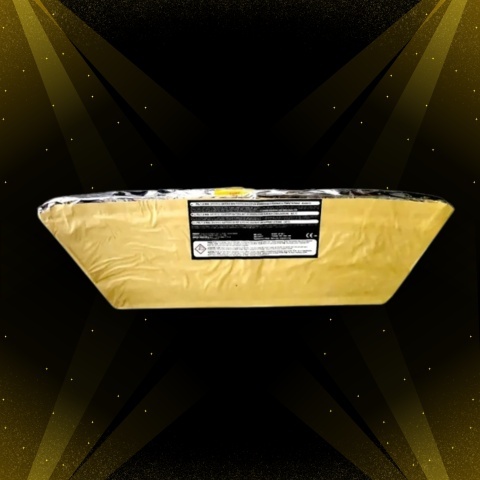 PXL/1.0/M06 One Row - White Strobo Willow Gold Strobo